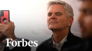 Billionaire Steve Case Discusses Parallels Between the AI Boom and the Dot-Com Era